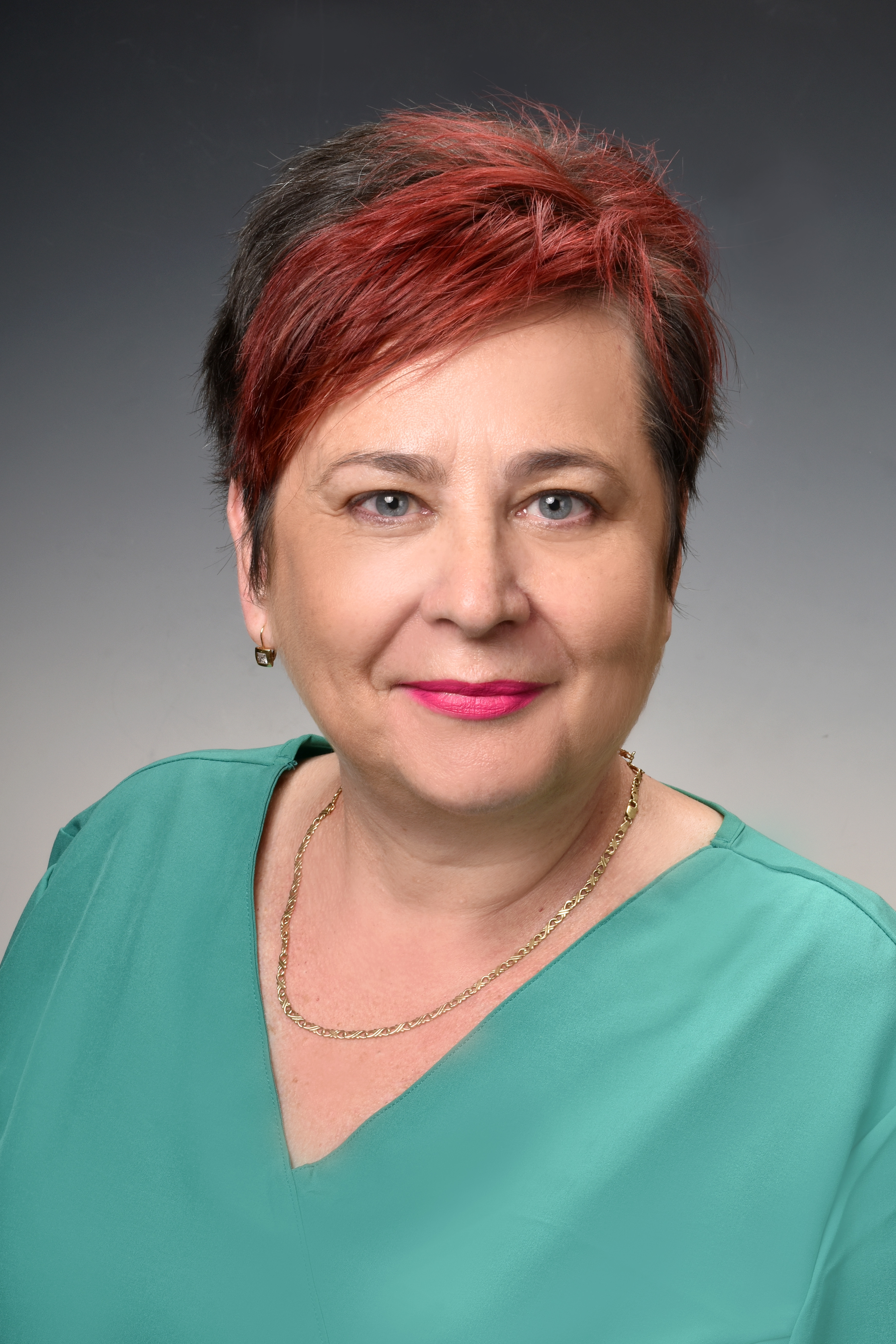 Viki Fenarová — majiteľka salónu